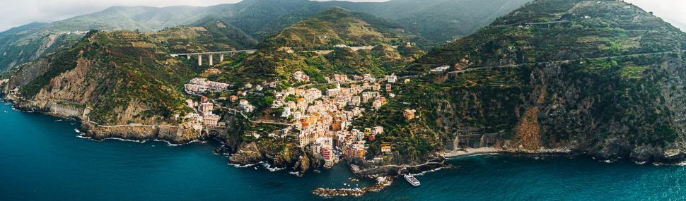 Luftbild Riomaggiore (Cinque Terre)